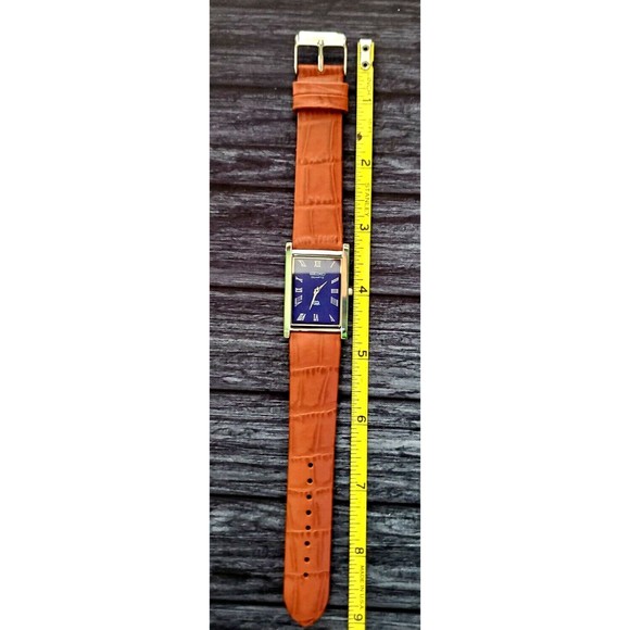 *RARE NOS Seiko Men Tank Rectangular Blue Dial Leather band Dress Watch B… - Picture 8 of 9